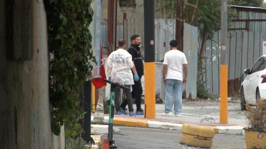Fatih'te polise bıçaklı saldırı. Ayağından vurularak yakalandı