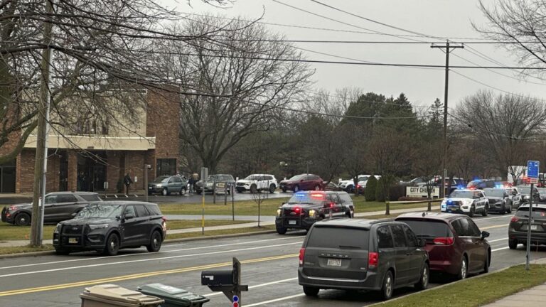 ABD'de özel okula silahlı saldırı: 5 ölü