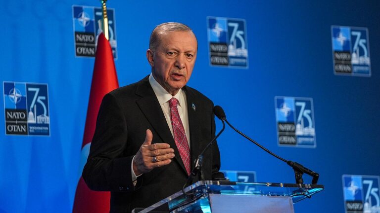 Başkan Erdoğan NATO Zirvesine Katılmak İçin Hollanda'ya Gidiyor